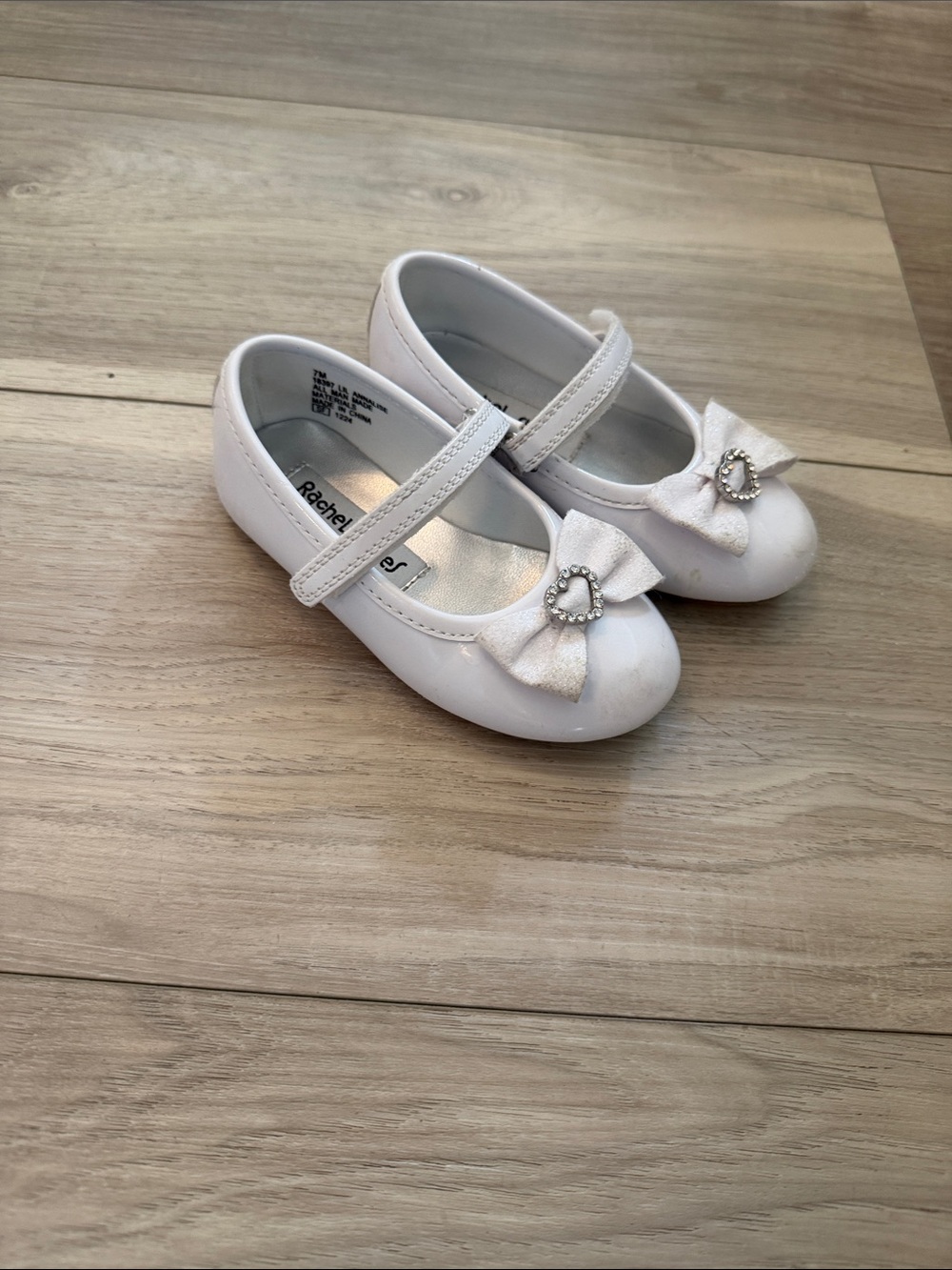 Rachel White Girls' Mary Jane Dress Shoes with Bow and Heart Accent